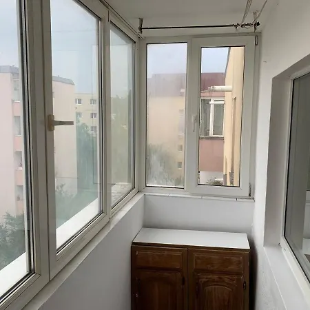 Apartament Cu 3 Camere, Spatios, Zona Umf דירה *