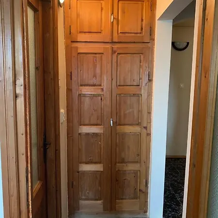 Apartament Cu 3 Camere, Spatios, Zona Umf *